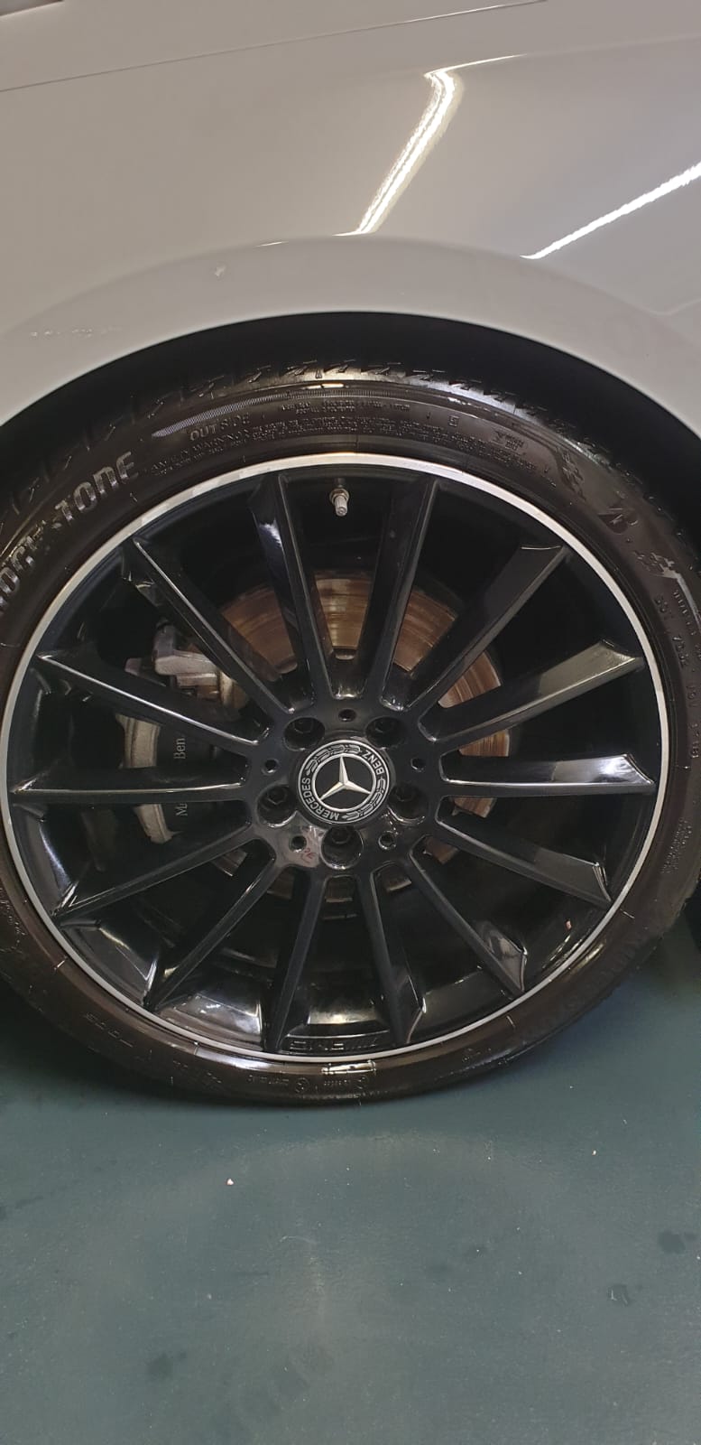 Jante Mercedes AMG nettoyée brillante Toplavage13